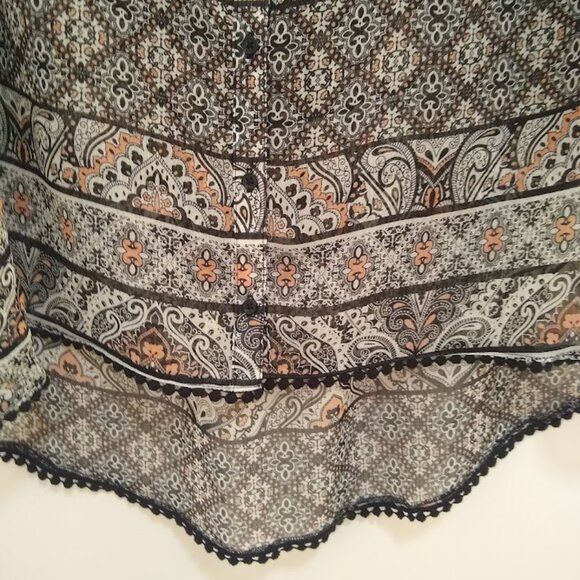 Mudd  M  button down polyester top   black/white/peach - Picture 4 of 12